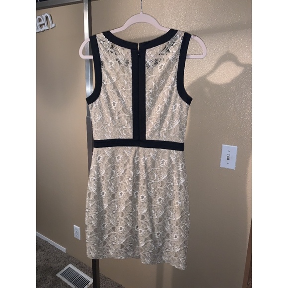 A Dress - Picture 2 of 2